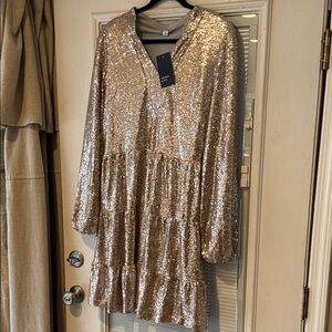 Crown & Ivy Gold Sequin Long Sleeve Dress